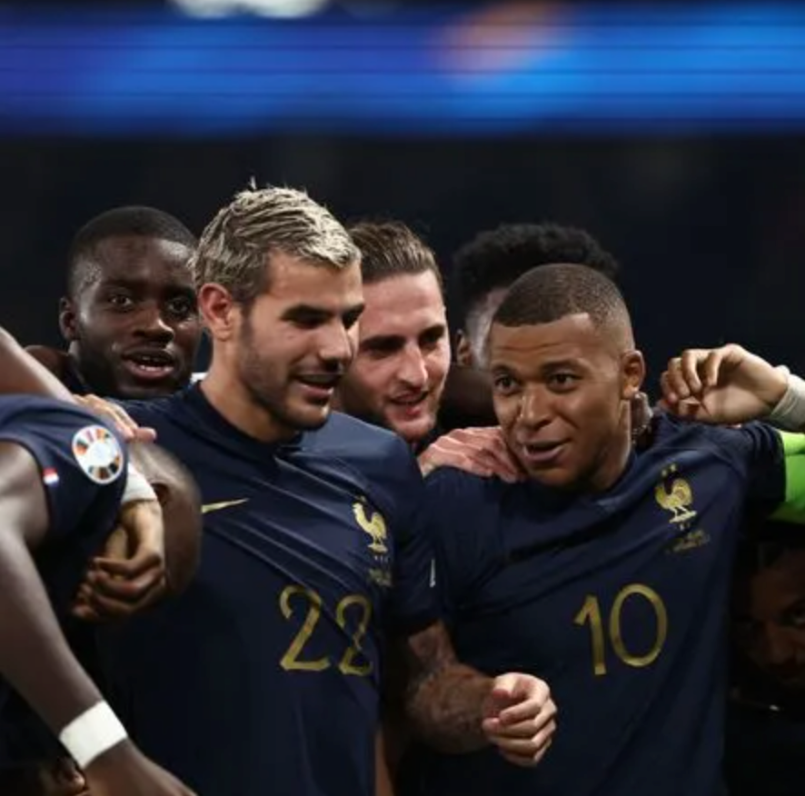 France vs Senegal – Leicester Square